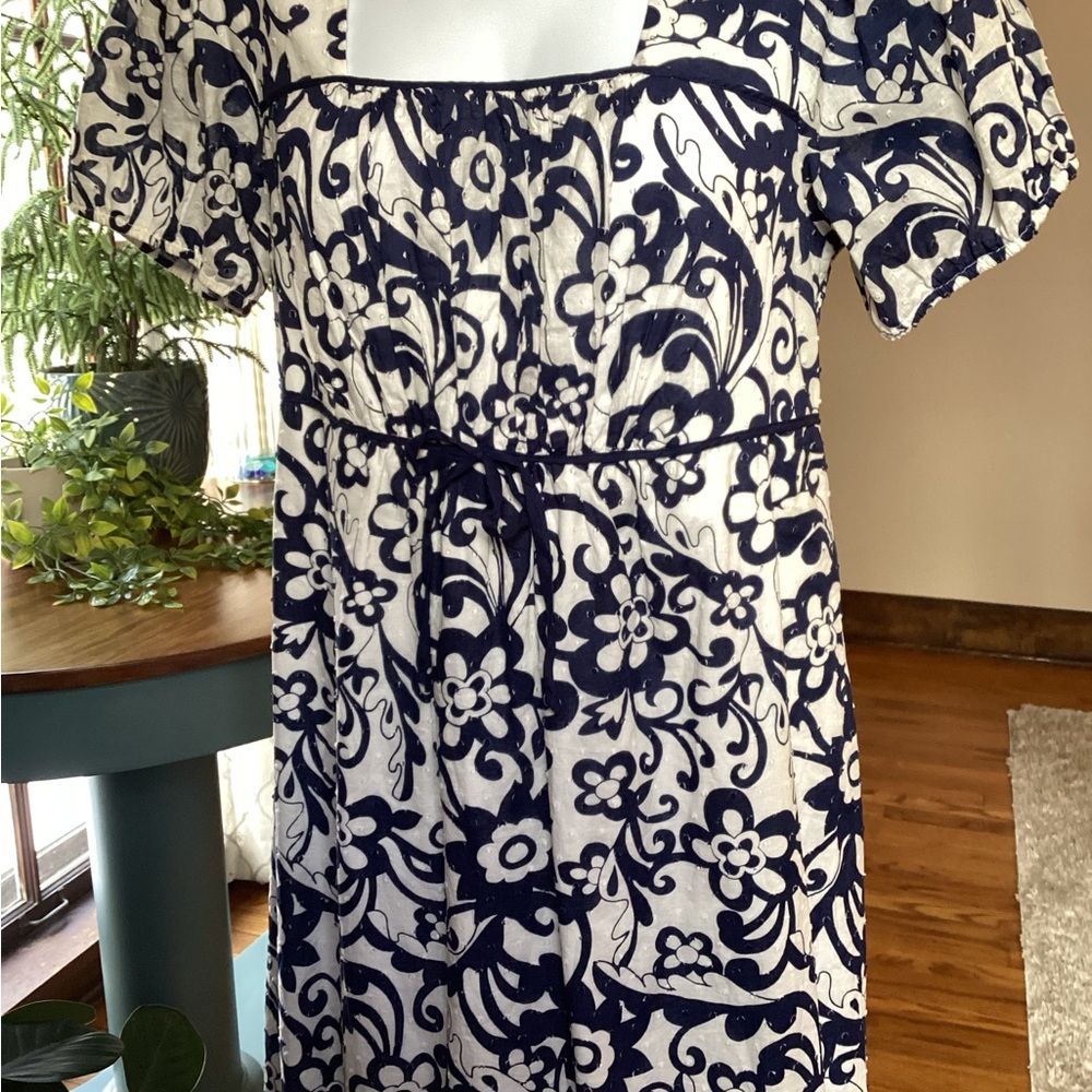 JTB Elegant Floral Navy and White Midi Dress LNWOT Size 18 - Picture 4 of 11